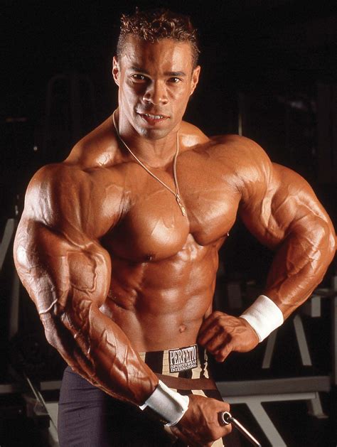 bodybuilder kevin levrone.